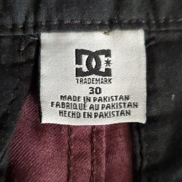 Mens shorts size 30 DC - Picture 2 of 3